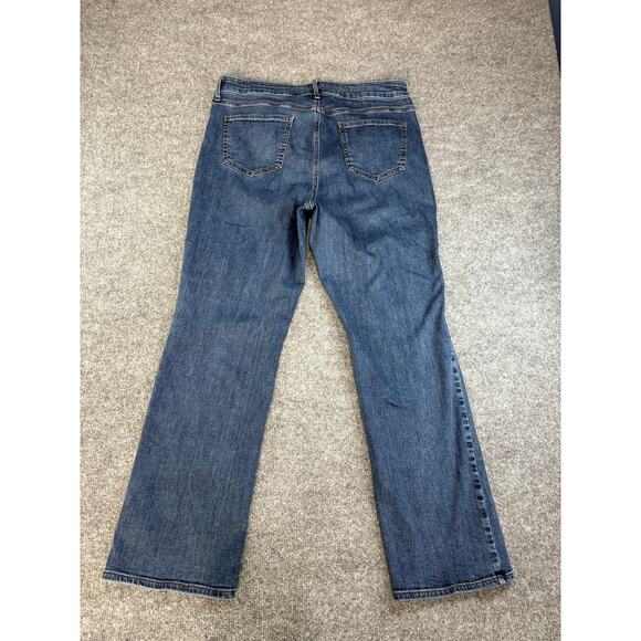 NYDJ Marilyn Straight Leg Jeans Sz 14 Medium Wash Lift Tuck Tech - Picture 1 of 8